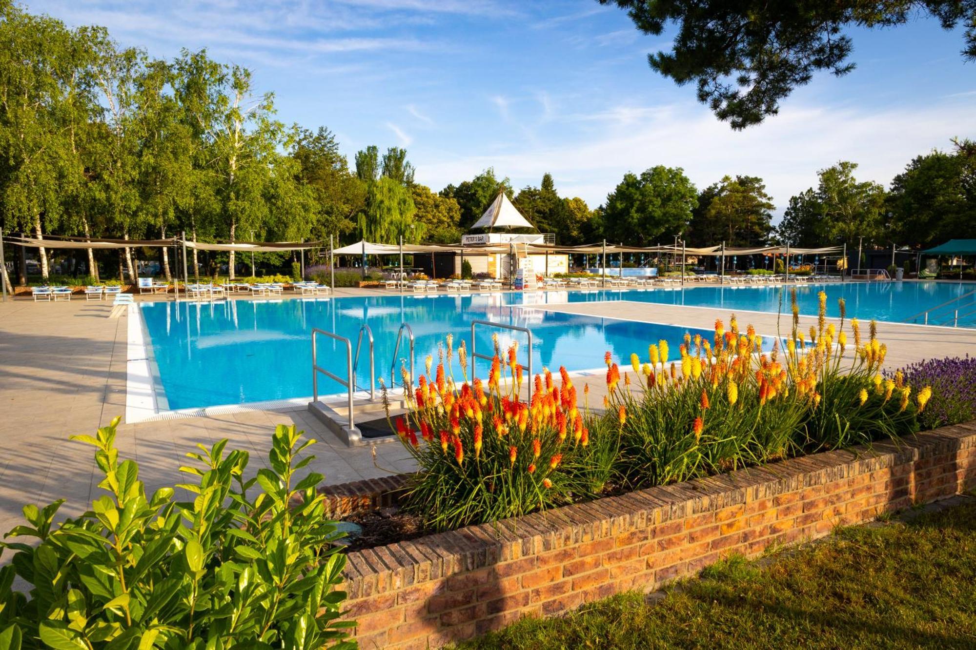 Hotel Thermalpark Dunajská Streda Exteriör bild